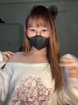 Snapshot of Meowyeuk6 chatting on 02-03-26, 04:01 Meowyeuk6 online show from 02-03-26, 04:01