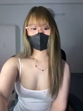 Meowyeuk6 online show from 04-01-26, 05:09