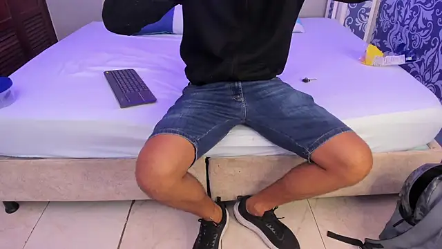 magnus serket online show from 12-01-25, 11:44