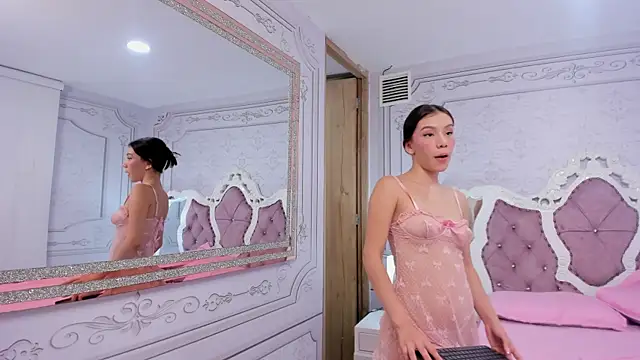 Sofi naughty18 online show from 12-21-25, 11:23