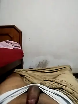 Snapshot of Bh27_17cm chatting on 09-20-25, 12:37 Bh27 17cm online show from 09-20-25, 12:37