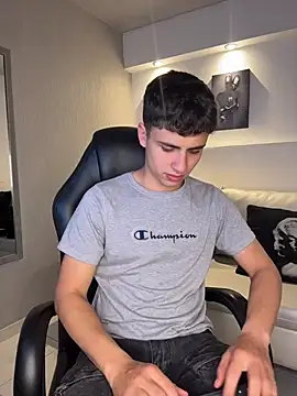 AdrianRinaldi online show from 04-11-26, 08:01