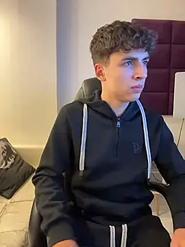 AdrianRinaldi online show from 12-05-25, 08:06