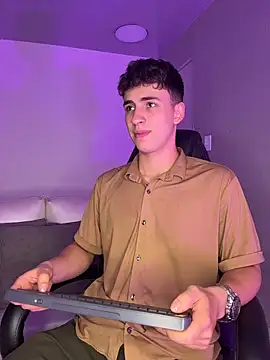 AdrianRinaldi online show from 03-11-26, 08:03