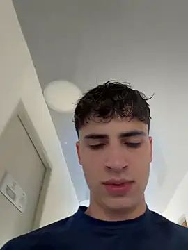 AdrianRinaldi online show from 02-05-26, 08:04