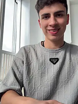 AdrianRinaldi online show from 10-20-25, 08:31