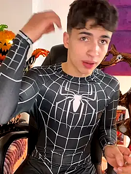 AdrianRinaldi online show from 10-27-25, 08:32