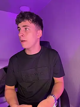 AdrianRinaldi online show from 03-12-26, 08:02