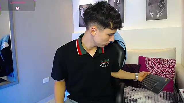 AdrianRinaldi online show from 09-27-25, 08:15