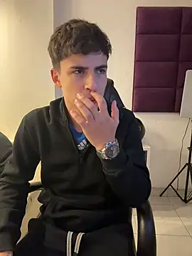 AdrianRinaldi online show from 01-12-26, 08:04