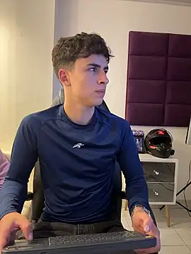 AdrianRinaldi online show from 01-08-26, 08:04