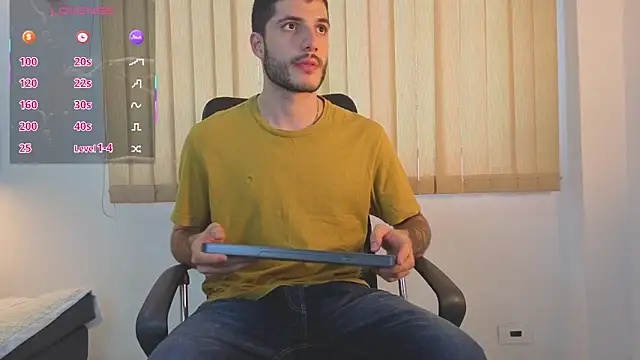 Snapshot of Rafael_Mendezz chatting on 06-09-26, 08:54 Rafael Mendezz online show from 06-09-26, 08:54