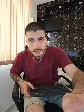 Snapshot of Rafael_Mendezz chatting on 07-10-26, 07:36 Rafael Mendezz online show from 07-10-26, 07:36