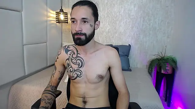 Hisoka 011 online show from 02-17-26, 07:44