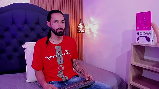 Hisoka 011 online show from 04-07-26, 07:48