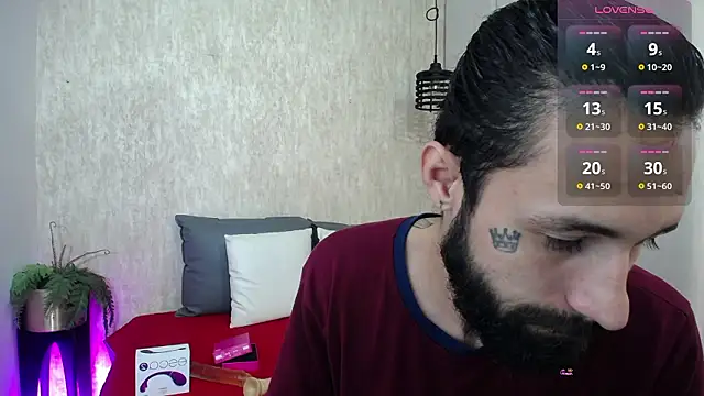 Hisoka 011 online show from 03-18-26, 07:37