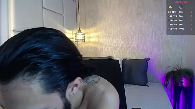 Hisoka 011 online show from 02-26-26, 08:09