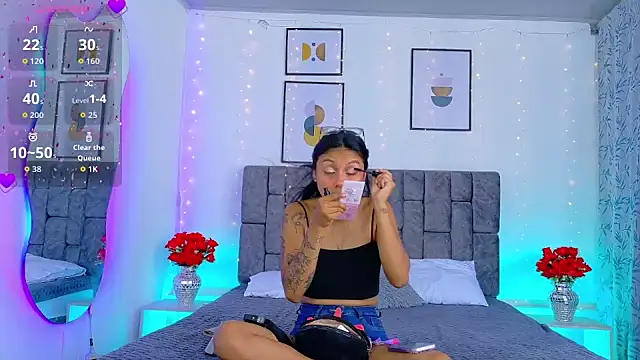Soffia Konig  online show from 05-23-26, 12:26