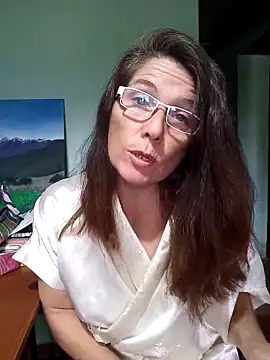 Merida2276 online show from 10-25-25, 03:23