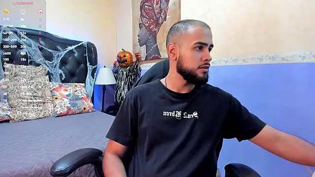 Marcus Soler online show from 10-24-25, 03:44