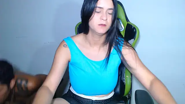 Snapshot of sensualduo chatting on 11-02-25, 02:49 sensualduo online show from 11-02-25, 02:49