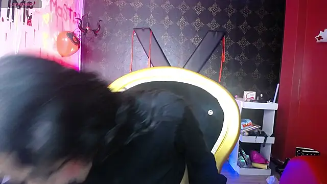 Sweettpleasure online show from 10-04-25, 01:23