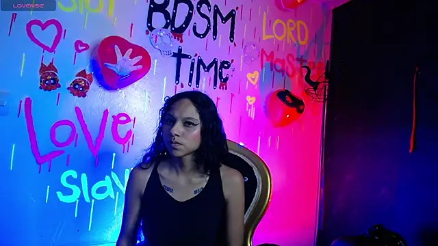 Sweettpleasure online show from 10-11-25, 02:18