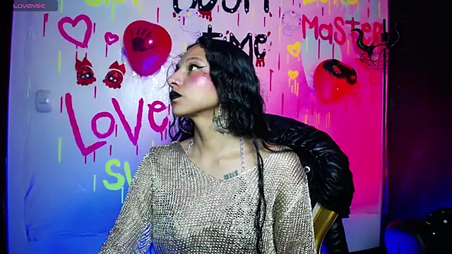 Sweettpleasure online show from 10-18-25, 02:08