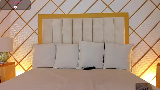 cocoamore online show from 02-01-26, 10:46