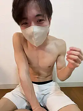 Snapshot of Yuma0718 chatting on 01-17-26, 09:24 Yuma0718 online show from 01-17-26, 09:24