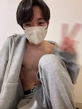 Snapshot of Yuma0718 chatting on 02-05-26, 12:56 Yuma0718 online show from 02-05-26, 12:56