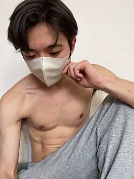 Snapshot of Yuma0718 chatting on 02-11-26, 06:46 Yuma0718 online show from 02-11-26, 06:46