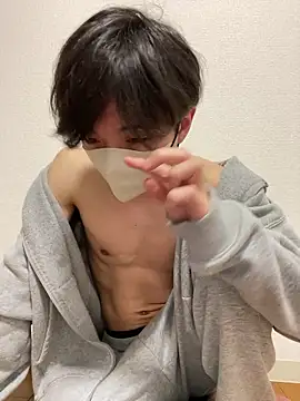 Snapshot of Yuma0718 chatting on 02-14-26, 12:27 Yuma0718 online show from 02-14-26, 12:27