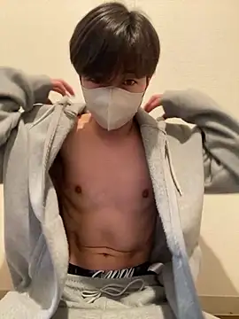 Snapshot of Yuma0718 chatting on 03-01-26, 06:35 Yuma0718 online show from 03-01-26, 06:35