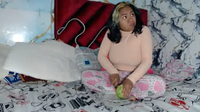 hot lady19 online show from 02-08-26, 02:48