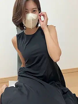 Snapshot of riko_oxo chatting on 09-09-25, 12:36 riko oxo online show from 09-09-25, 12:36