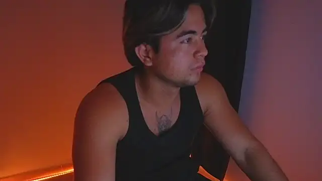 Snapshot of Bellion_grant chatting on 03-13-26, 01:10 Bellion grant online show from 03-13-26, 01:10