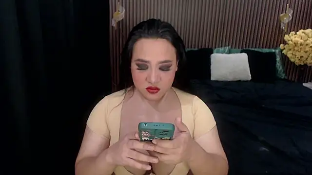 Hotcum ella online show from 09-08-25, 11:48