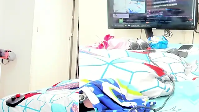 Alani Queen online show from 10-07-25, 07:37