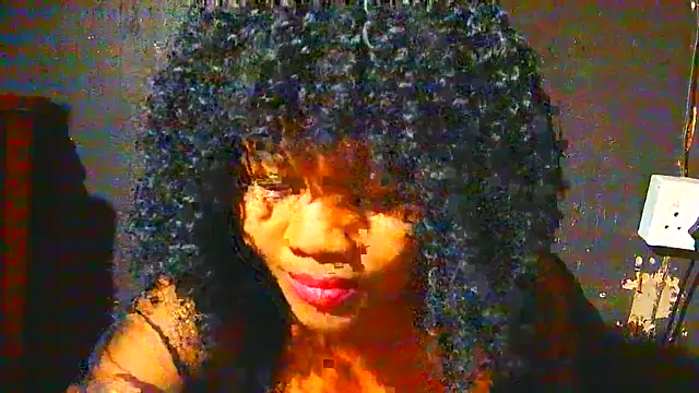 Augustine-Blooomxx online show from 11-12-25, 06:01