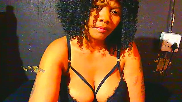 Augustine-Blooomxx online show from 11-14-25, 05:33