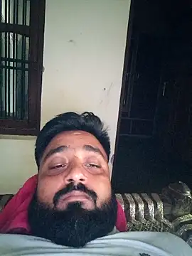 Snapshot of Raju_fuckerr chatting on 09-29-25, 09:38 Raju fuckerr online show from 09-29-25, 09:38
