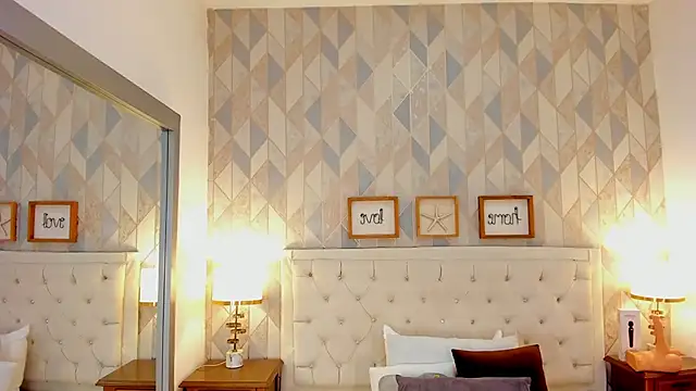 Snapshot of frehia_dimou chatting on 02-16-26, 11:35 frehia dimou online show from 02-16-26, 11:35