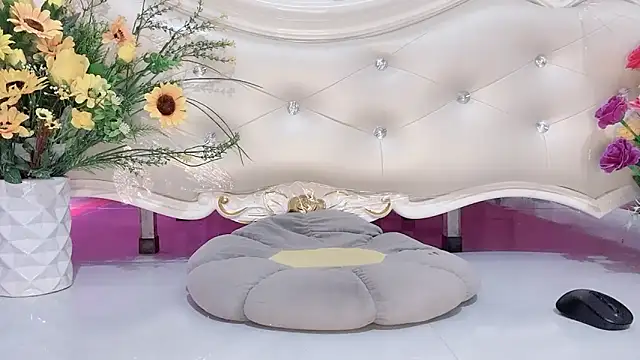 Snapshot of __Joy69__ chatting on 02-17-26, 09:06 Joy69 online show from 02-17-26, 09:06