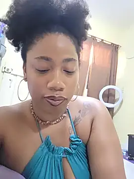 Snapshot of Naomi_jhonson chatting on 06-24-26, 03:32 Naomi jhonson online show from 06-24-26, 03:32