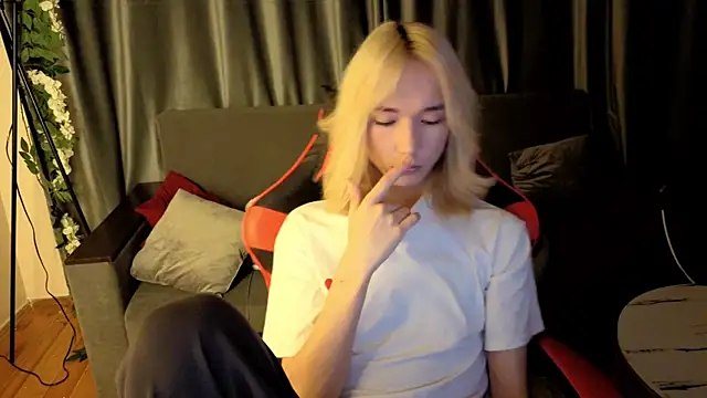 okerriella online show from 01-10-26, 01:50