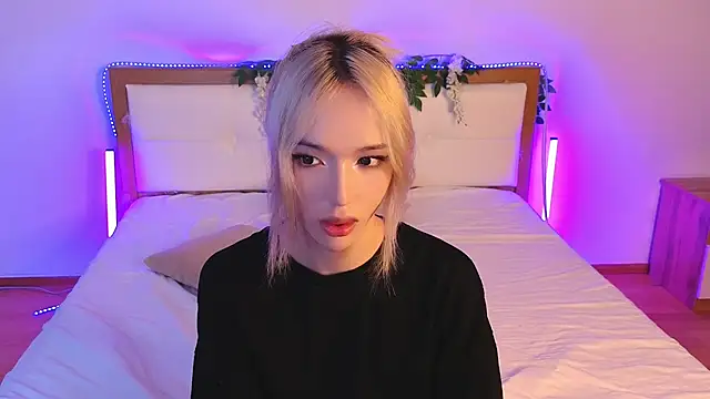 Snapshot of okerriella chatting on 06-23-26, 11:52 okerriella online show from 06-23-26, 11:52