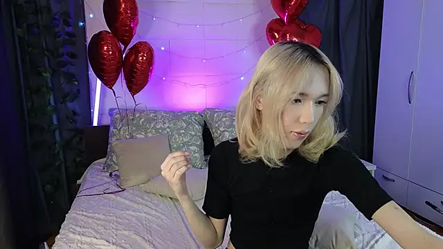 Snapshot of okerriella chatting on 02-15-26, 07:09 okerriella online show from 02-15-26, 07:09