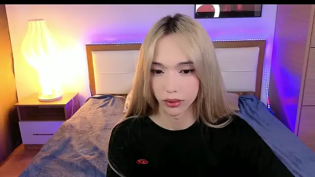 Snapshot of okerriella chatting on 07-15-26, 01:51 okerriella online show from 07-15-26, 01:51