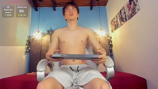 Oscar and dani online show from 11-21-25, 04:00